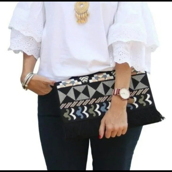 NWT Stella & Dot Embroidered Fringe Clutch - Picture 4 of 6